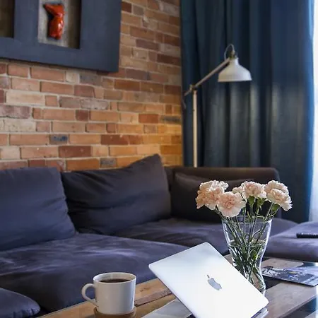 Apartament Przyjemny Apartament Z Widokiem Na Odre I Parkingiem Wrocław