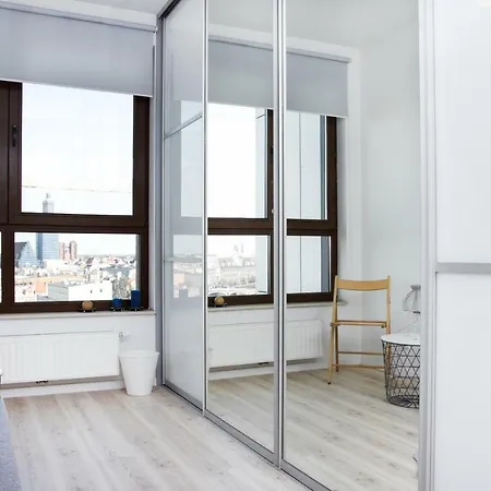 Przyjemny Apartament Z Widokiem Na Odre I Parkingiem * Wrocław