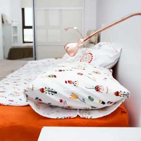 Przyjemny Apartament Z Widokiem Na Odre I Parkingiem Apartament Wrocław